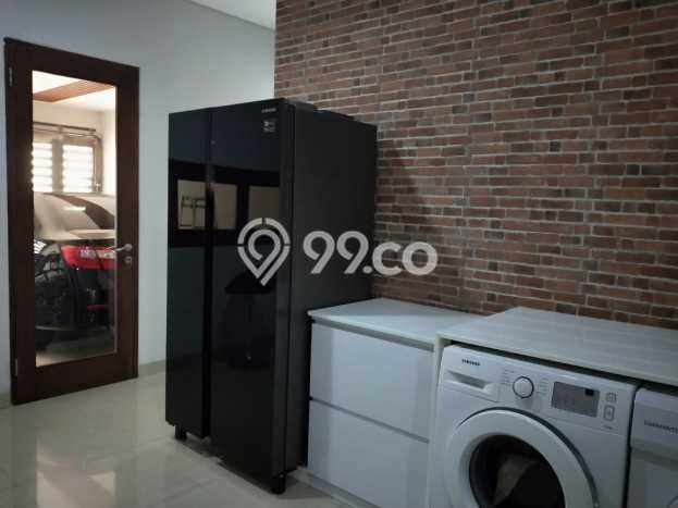 Ready to Use! Premium House LT 240m2 Desain Modern di Bintaro Ready to Use! Premium House LT 240m2 Desain Modern di Bintaro