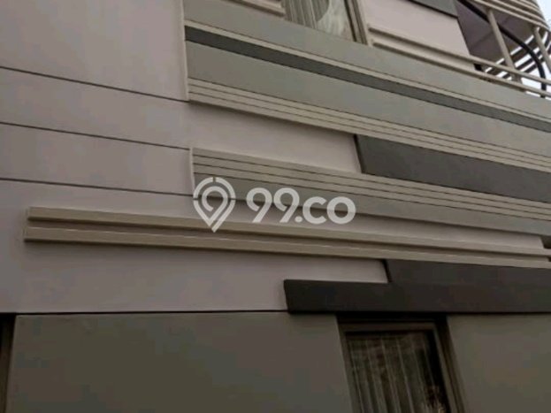 Rumah Luas Asri 6 KT Siap Huni di BSD Tangerang Rumah Luas Asri 6 KT Siap Huni di BSD Tangerang