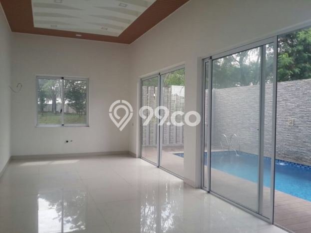 Ready to Use! Premium House LT 300m2 Desain Elegan di BSD Ready to Use! Premium House LT 300m2 Desain Elegan di BSD