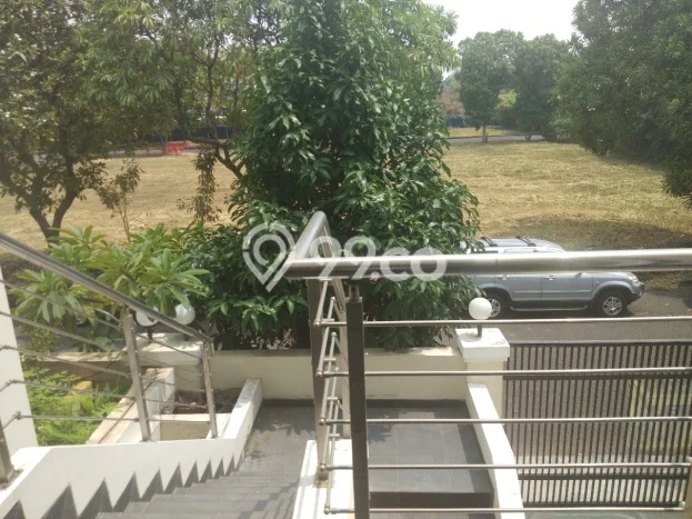 Rumah Bagus Siap Huni Di Kembangan Luas 280m2 Lokasi Strategis Rumah Bagus Siap Huni Di Kembangan Luas 280m2 Lokasi Strategis
