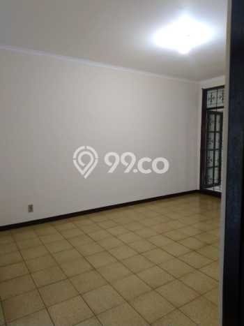 Disewakan! Rumah 3 Kamar Tidur &
2 Kamar Mandi di Pondok Indah, Jakarta Selatan Disewakan! Rumah 3 Kamar Tidur &
2 Kamar Mandi di Pondok Indah, Jakarta Selatan