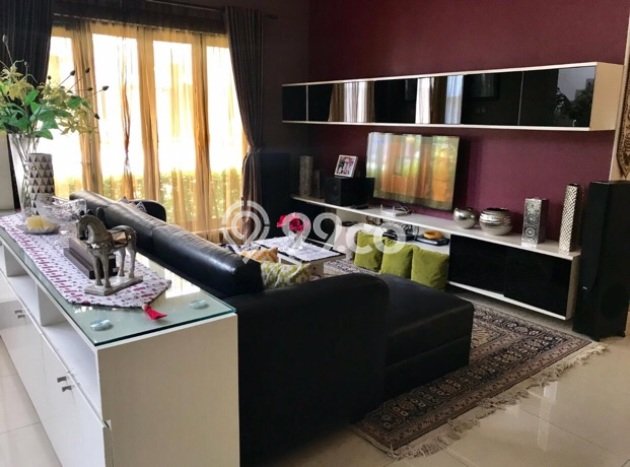 For Sale! Luxury House LT 180m2 Desain Elegan di BSD For Sale! Luxury House LT 180m2 Desain Elegan di BSD