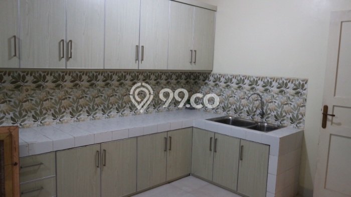 Jarang Ada! Rumah Sewa 6 Kamar Nyaman Siap Huni BSD Jarang Ada! Rumah Sewa 6 Kamar Nyaman Siap Huni BSD
