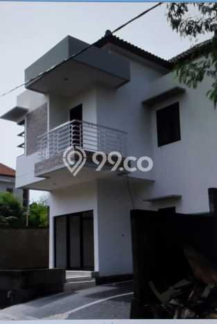 Rumah Modern Minimalis 4 Kamar Siap Huni di Kuta Rumah Modern Minimalis 4 Kamar Siap Huni di Kuta