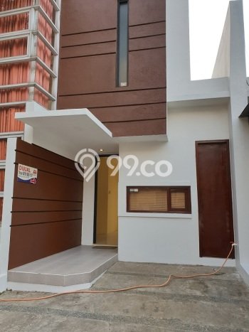 Dijual Cepat Rumah Bagus Siap Huni LB 100m2 di Ciputat Timur, Tangerang Selatan Dijual Cepat Rumah Bagus Siap Huni LB 100m2 di Ciputat Timur, Tangerang Selatan