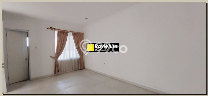LOKASI PREMIUM! Rumah Berkembang di Lebak Bulus, Luas 225m² Bangunan 200m² LOKASI PREMIUM! Rumah Berkembang di Lebak Bulus, Luas 225m² Bangunan 200m²