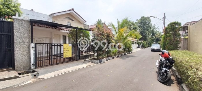 Rumah Strategis Lebak Bulus, Jakarta Selatan, LT 225m² LB 200m² Rumah Strategis Lebak Bulus, Jakarta Selatan, LT 225m² LB 200m²
