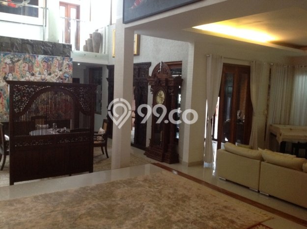 Rumah EXCLUSIVE! area Jagakarsa, Jakarta Selatan, LT 685m² Bangunan 600m², BISA KPR Rumah EXCLUSIVE! area Jagakarsa, Jakarta Selatan, LT 685m² Bangunan 600m², BISA KPR