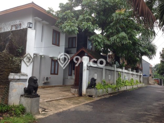 Rumah EXCLUSIVE! area Jagakarsa, Jakarta Selatan, LT 685m² Bangunan 600m², BISA KPR Rumah EXCLUSIVE! area Jagakarsa, Jakarta Selatan, LT 685m² Bangunan 600m², BISA KPR