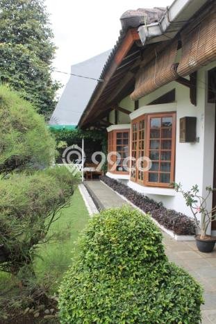 Rumah Elit LB 248m2 Siap Pakai Desain Elegan di Panaragan, Bogor Rumah Elit LB 248m2 Siap Pakai Desain Elegan di Panaragan, Bogor