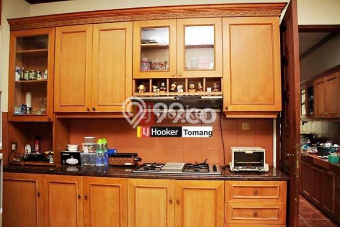 Rumah Minimalis di Kemanggisan, Jakarta Barat, Luas 1100m² Bangunan 700m² Rumah Minimalis di Kemanggisan, Jakarta Barat, Luas 1100m² Bangunan 700m²