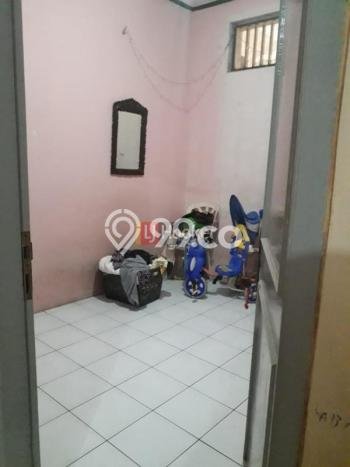 Dijual Rumah 5 Kamar Lokasi Ideal Bagus dan Strategis di Pamulang Dijual Rumah 5 Kamar Lokasi Ideal Bagus dan Strategis di Pamulang