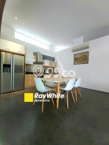 Rumah Siap Huni lokasi Cilandak, Jakarta Selatan, LT 229m² LB 400m² Rumah Siap Huni lokasi Cilandak, Jakarta Selatan, LT 229m² LB 400m²