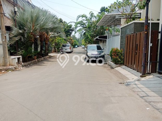 SPECIAL OFFER! Rumah di Kelapa Gading, 3 KT, Lingkungan Asri, LT 221m² LB 221m² SPECIAL OFFER! Rumah di Kelapa Gading, 3 KT, Lingkungan Asri, LT 221m² LB 221m²
