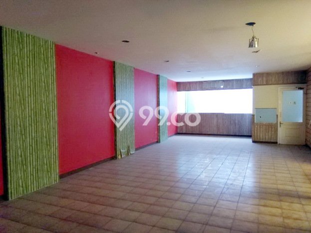PRIME LOCATION! Rumah Strategis area Semarang Tengah, Luas 412m² Bangunan 327m² PRIME LOCATION! Rumah Strategis area Semarang Tengah, Luas 412m² Bangunan 327m²
