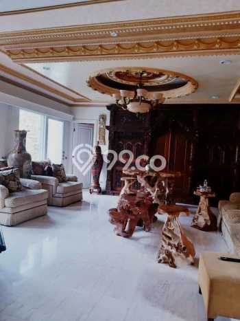 Rumah Elit Modern Tanpa Renovasi di Lebak Bulus Jakarta Selatan Rumah Elit Modern Tanpa Renovasi di Lebak Bulus Jakarta Selatan