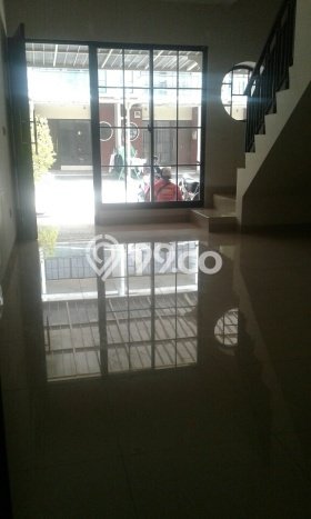 Rumah Sewa Jakarta Barat LT 48m2 LB 76m2 Kawasan Green Lake City Rumah Sewa Jakarta Barat LT 48m2 LB 76m2 Kawasan Green Lake City