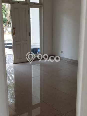 Rumah Luxury Modern Tanpa Renovasi di BSD Tangerang Rumah Luxury Modern Tanpa Renovasi di BSD Tangerang