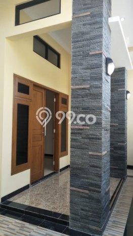Bisa KPR! Rumah Gentan, Solo, Luas 83m² LB 130m² Bisa KPR! Rumah Gentan, Solo, Luas 83m² LB 130m²