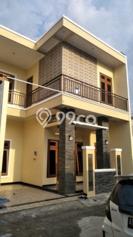 Bisa KPR! Rumah Gentan, Solo, Luas 83m² LB 130m² Bisa KPR! Rumah Gentan, Solo, Luas 83m² LB 130m²