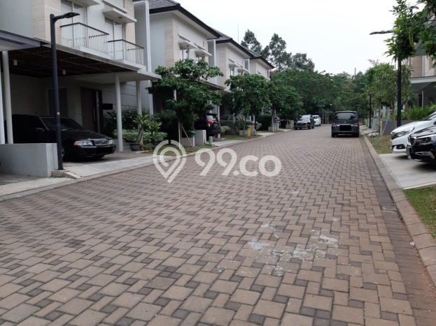 Sewa Rumah Murah di Lebak Bulus Jakarta Selatan dengan 4 KT Sewa Rumah Murah di Lebak Bulus Jakarta Selatan dengan 4 KT