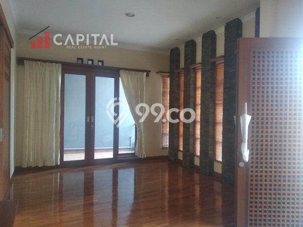 For Sale! Luxury House LT 375m2 Desain Elegan di Setra Duta For Sale! Luxury House LT 375m2 Desain Elegan di Setra Duta