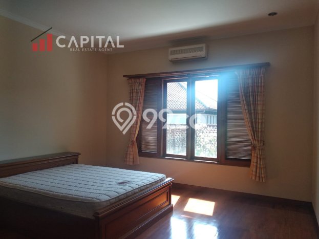 For Sale! Luxury House LT 375m2 Desain Elegan di Setra Duta For Sale! Luxury House LT 375m2 Desain Elegan di Setra Duta
