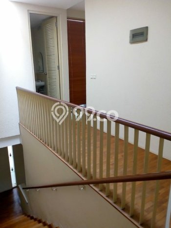Rumah Modern 3 KT di Rancamaya Bogor Semi Furnished Rumah Modern 3 KT di Rancamaya Bogor Semi Furnished