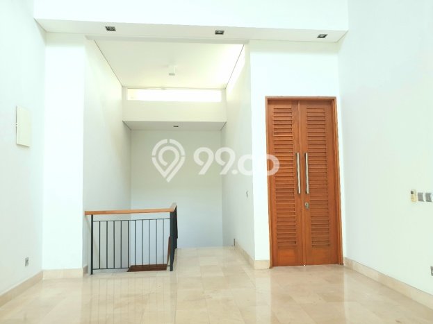 Jual Rumah Luas Elegan Dengan View Cantik di Kemang, Jakarta Selatan Jual Rumah Luas Elegan Dengan View Cantik di Kemang, Jakarta Selatan