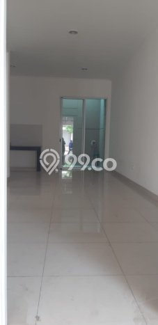 Rumah Berkelas LT 90m² / LB 120m² di Kompleks Cluster Green Lake City, Jakarta Barat Rumah Berkelas LT 90m² / LB 120m² di Kompleks Cluster Green Lake City, Jakarta Barat