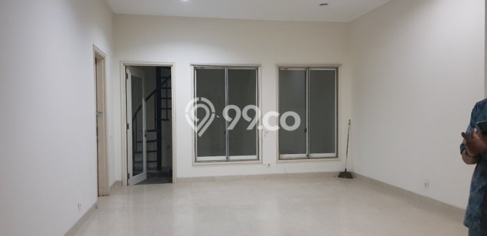 Rumah Luas Asri 3 KT Siap Huni di Gading Serpong Tangerang Rumah Luas Asri 3 KT Siap Huni di Gading Serpong Tangerang