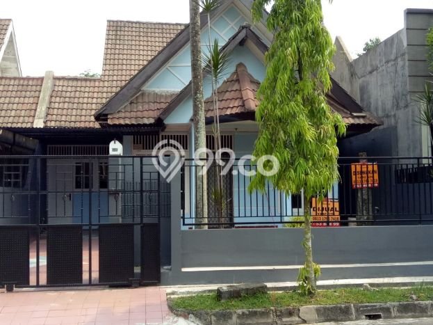 Hunian Elit LB 200m2 Siap Pakai Desain Elegan di BSD City, Tangerang Hunian Elit LB 200m2 Siap Pakai Desain Elegan di BSD City, Tangerang