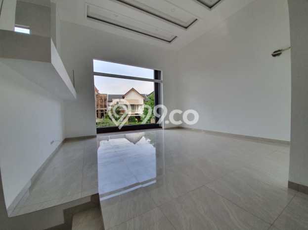 Rumah Luxury Modern Tanpa Renovasi di BSD City Tangerang Rumah Luxury Modern Tanpa Renovasi di BSD City Tangerang
