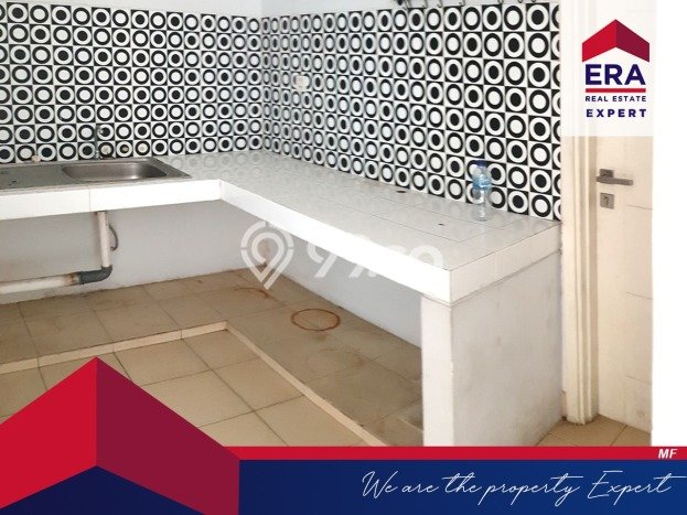 INVESTASI TEPAT! Rumah di Summarecon Bekasi, Luas 100m² Bangunan 226m² INVESTASI TEPAT! Rumah di Summarecon Bekasi, Luas 100m² Bangunan 226m²