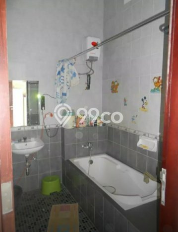 DIJUAL CEPAT! Rumah Asri di Grand Wisata, Bekasi, LT 225m² LB 165m² Bisa Nego! DIJUAL CEPAT! Rumah Asri di Grand Wisata, Bekasi, LT 225m² LB 165m² Bisa Nego!