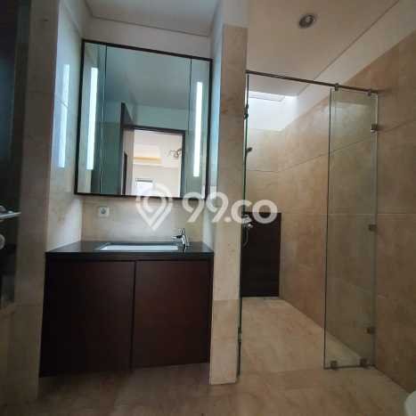For Sale! Luxury House LT 157m2 Desain Modern di Jati Padang For Sale! Luxury House LT 157m2 Desain Modern di Jati Padang