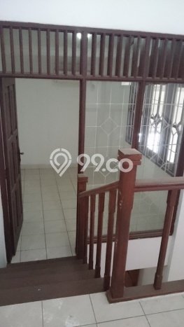 For Sale! Luxury House LT 121m2 Desain Modern di Pondok Indah For Sale! Luxury House LT 121m2 Desain Modern di Pondok Indah