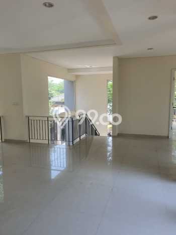 Rumah Luxury Modern Siap Huni di Alam Sutera Tangerang Rumah Luxury Modern Siap Huni di Alam Sutera Tangerang
