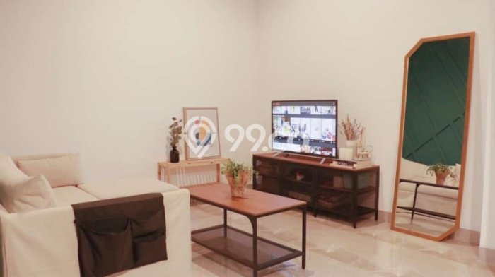 Jual Rumah Bagus Siap Huni LB 125m2 di Cinere, Depok Jual Rumah Bagus Siap Huni LB 125m2 di Cinere, Depok