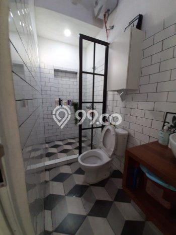 Jual Rumah Bagus Siap Huni LB 125m2 di Cinere, Depok Jual Rumah Bagus Siap Huni LB 125m2 di Cinere, Depok