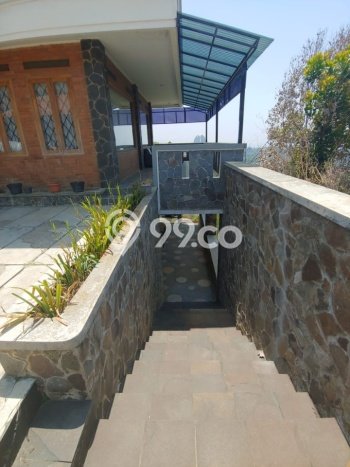 Ready to Use! Premium House LT 631m2 Desain Modern di ciumbuleuit Ready to Use! Premium House LT 631m2 Desain Modern di ciumbuleuit