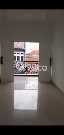 For Sale! Luxury House LT 157m2 Desain Modern di Rawamangun For Sale! Luxury House LT 157m2 Desain Modern di Rawamangun