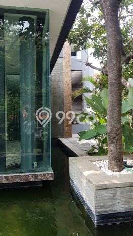 Jual Rumah Luas Megah Dengan View Cantik di Pondok Indah, Jakarta Selatan Jual Rumah Luas Megah Dengan View Cantik di Pondok Indah, Jakarta Selatan