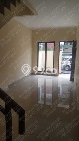 Rumah Luas Asri 3 KT Siap Pakai di Duri Kepa Jakarta Barat Rumah Luas Asri 3 KT Siap Pakai di Duri Kepa Jakarta Barat
