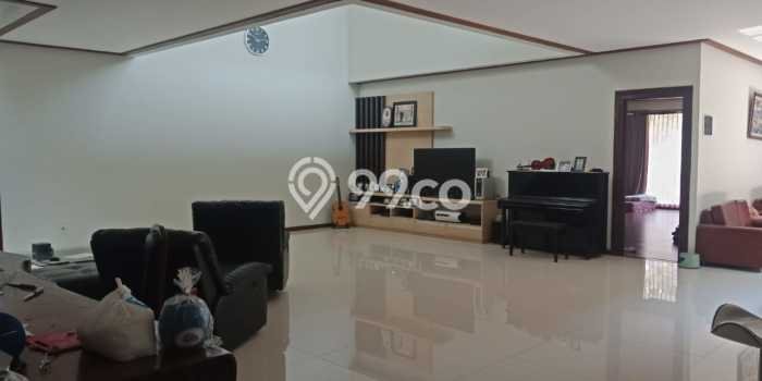 Jual Cepat Hunian Mewah Klasik di Bandung Jual Cepat Hunian Mewah Klasik di Bandung