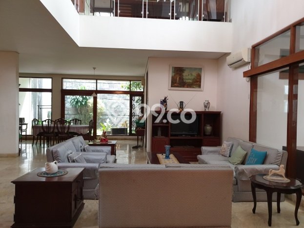 Hunian Mewah LB 400m2 Siap Huni Desain Elegan di Pondok Indah, Jakarta Selatan Hunian Mewah LB 400m2 Siap Huni Desain Elegan di Pondok Indah, Jakarta Selatan