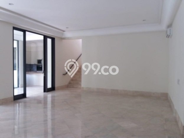 Hunian Minimalis Disewakan di Kemang Jakarta Selatan 4 KT & 4 KM Hunian Minimalis Disewakan di Kemang Jakarta Selatan 4 KT & 4 KM