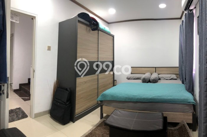 Rumah Modern 4 KT di Galaxy Bekasi Semi Furnished Rumah Modern 4 KT di Galaxy Bekasi Semi Furnished