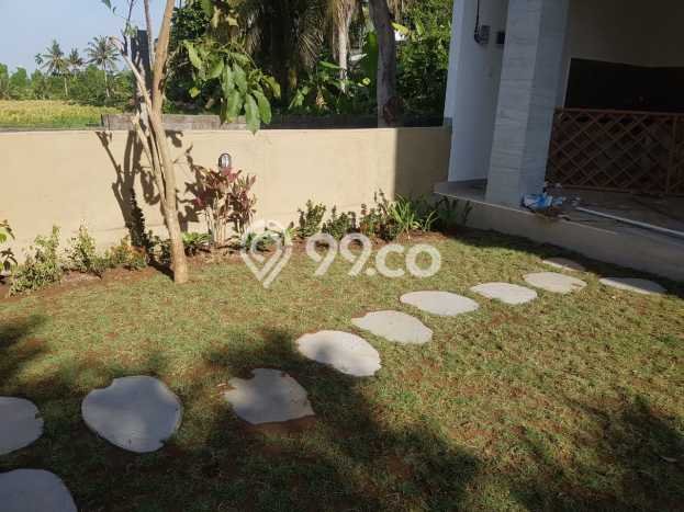 Rumah kawasan Pererenan, Siap Huni, LT 300m² Rumah kawasan Pererenan, Siap Huni, LT 300m²