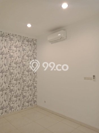 Lokasi strategis! Rumah siap huni disewakan di Kebayoran Baru LB 325m2 Lokasi strategis! Rumah siap huni disewakan di Kebayoran Baru LB 325m2
